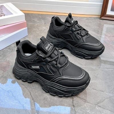 Chaussures de papa pour femmes, nouvelles chaussures étudiantes de printemps, chaussures à plateforme assorties à la mode, chaussures décontractées de printemps et d'automne 40 noir