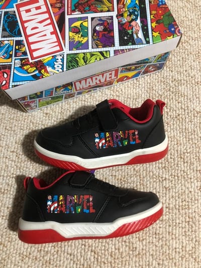 Sneakers Marvel - klittenband - maat 27