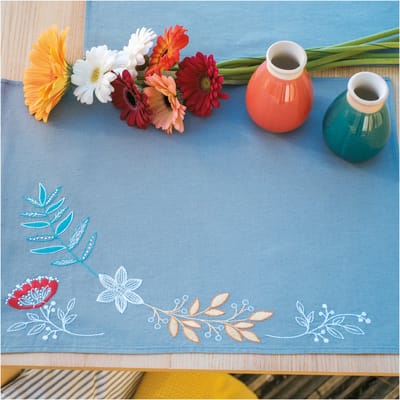 Vervaco - Placemat kit Bloemen en takjes set van 2 - PN-0231660 - Borduren - Borduurpakket - Borduurpakket volwassenen - Borduurpakket kind