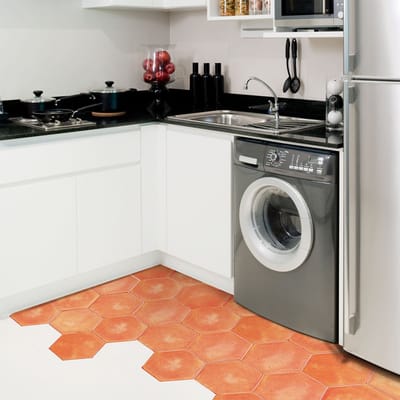 Antislip vloerstickers met beschermlaag - Terracotta tegels, Provençaalse vloer - 40x90cm - 10 zeshoekige stickers 20x18cm