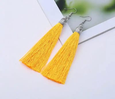 Akyol - oorbellen oranje - hang oorbellen - kwast oorbellen - koningsdag - oorbellen - oranje - leuke hang oorbellen - carnaval - oorhangers oranje