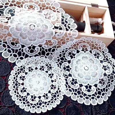 Dailygoods- Tafellaken Vintage - Ronde Kanten Placemat - Onderzetters - Decoratie - 4 Stuks - 30 cm - Polyester