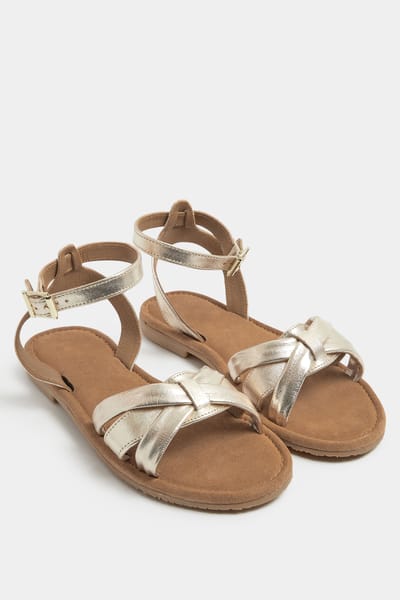 Yours Goudkleurige Imitatieleren Sandalen Met Gekruiste Bandjes In Extra Brede Eeepasvormsize 40EEE