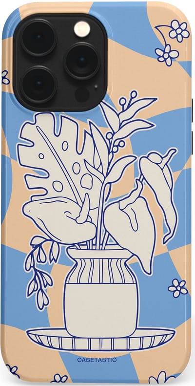 Casetastic Hoesje Geschikt voor Apple iPhone 14 Pro Max Magsafe - Stijlvolle Beschermende Duo-layer Case - Bosje vol blauw