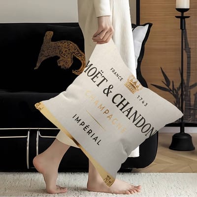 Merk M-Moet C-Chandon Kussen Anime Kussen Bank Bed Hoofdkussenhoes Kussenhoes 45x45 cm Mode 40x40cm