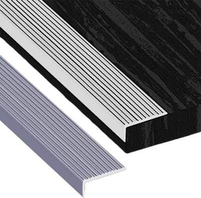 Trapneusprofiel Metaal - Traphoek Antislip - Veilige Trappen Creëren - Verbreed Ontwerp - 90 cm - Zwart