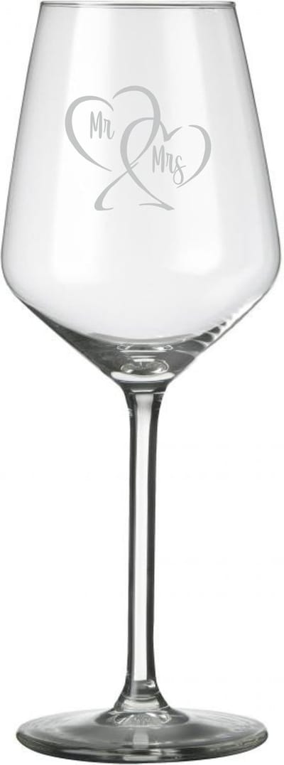 Wijnglas - Mr - Mrs - hartjes - gepersonaliseerd- huwelijk - bruiloft - uniek - relatiegeschenk - Valentijnscadeau - Uniek cadeau - glas graveren - uniek cadeau van glas
