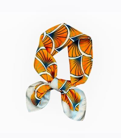 Zijde Vierkante sjaal oranje silk feeling |Youhomy accessoires neksjaaltje | Hoofdsjaal | Stewardess Sjaaltje| Cadeau Moederdag cadeau| Valentijnsdag cadeau| Sinterklaas cadeau| Kerstcadeau