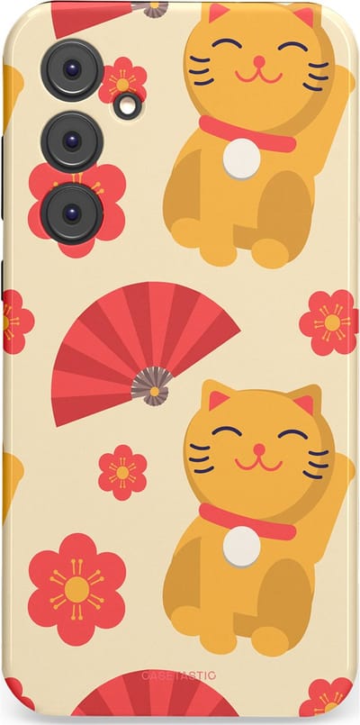Casetastic hoesje geschikt voor Samsung Galaxy A35 - Dubbellaagse bescherming - Japanse Poezenvreugde - Lucky Cats - Fashion Case - Crème Koraal Goud