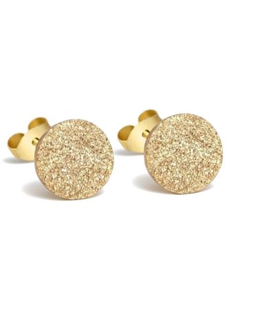 Aramat Jewels | Oorbellen | RVS Oorstekers Goudkleur Sandblasted 6mm - Matte Studs | | | |6mm | Staal | Kinderen, Volwassenen | Verkleurd niet