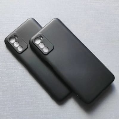 Hoesje Geschikt voor: Motorola Moto G51 5G Silicone - Zwart - ZT Accessoires