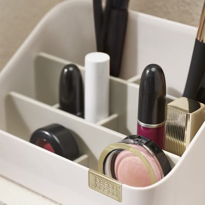Joseph Joseph Make-up display - Viva