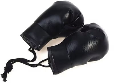 Zwarte Mini Bokshandschoenen - Autoaccessoire - Kleine bokshandschoenen voor aan je spiegel - Achteruitkijkspiegel-ornamenten - Spiegelhanger - 1 paar - 10/4CM - CHPN
