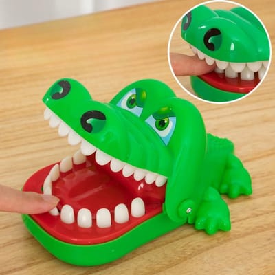 Crocodile de Haute Qualité Dents de Haute Qualité Ensembles de Jeu Jeu de Haute Qualité Pour les Jeunes Crocodile de Haute Qualité Mordre OneSize green