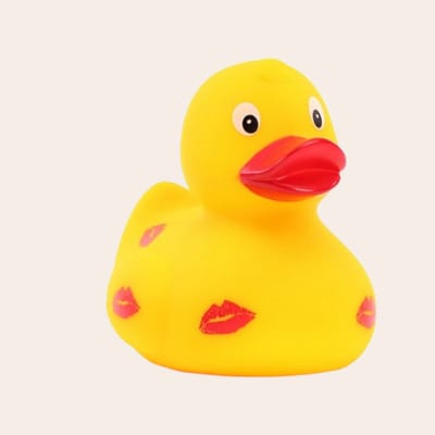 Badeend met Kusjes – Breng Romantiek en Plezier naar je Badkamer
