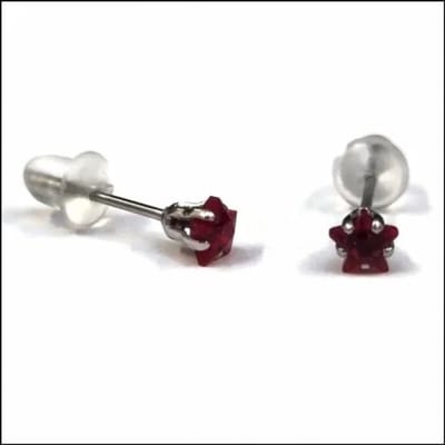 Aramat Jewels | Oorbellen | RVS Zweerknopjes Ster met Zirkonia - Sterretjes Oorstekers | Zilverkleurig / Donker Rood / 4mm | |3mm | Staal | Kinderen, Volwassenen | Verkleurd niet
