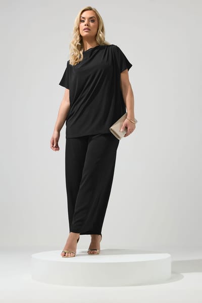 Yours London Zwarte Top Met Plooien Op De Schouders Size 38