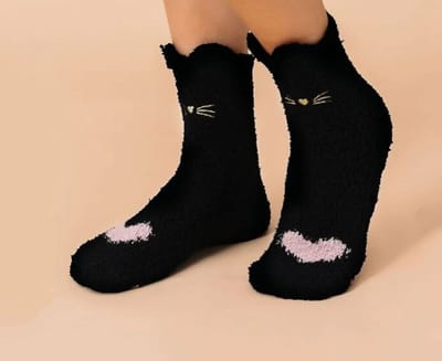 Fluffy Sokken Dames - huissokken - zwart - kat gezicht - hartje - oren - 36 - 40 - extra zacht - cadeau voor haar - giftbox - geschenk vrouwen - Kerst cadeau - verjaardagscadeau