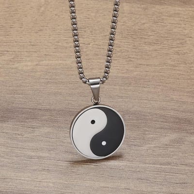 Halsketting met hanger voor heren in Chinese stijl, Tai Chi Yin Yang, gemaakt van roestvrij staal voor casual kleding gray