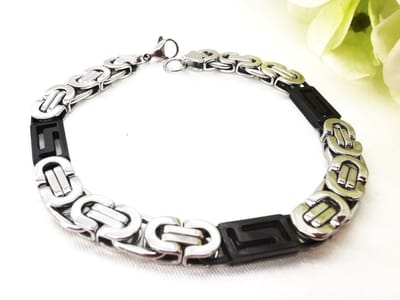 RVS - HEREN - Bi-color platte - Koningsschakel - armband - 22cm - Zilverkleurig met Grieks motief zwart blok design.