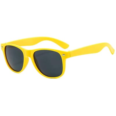 Klassieke Vierkante Zonnebril voor Mannen Vrouwen UV400 Bescherming Sport Reizen Zonnebrillen Decoratieve Brillen yellow