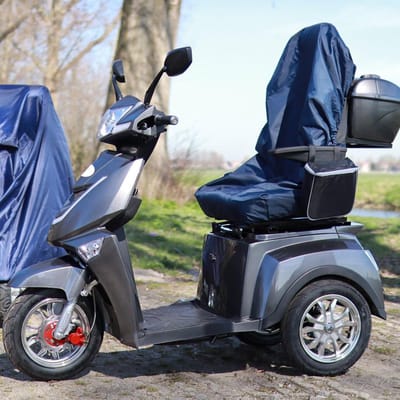 Zorgmiddelenaanhuis - Scootmobiel stoelhoes - Regenhoes - Regenbescherming - Scootmobiel zitting bescherming - universeel - Zwart