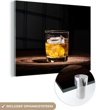 MuchoWow® Glasschilderij 120x90 cm - Schilderij acrylglas - Whiskey - Alcohol - Glas - Foto op glas - Schilderijen