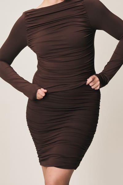 VIVEH Balsa Walnut Maat: 48 | Mini Jurken Outlet | Dames | Bruin