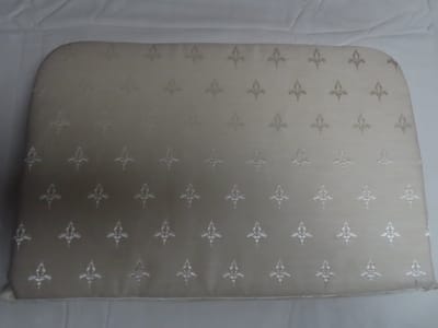 Hoofdkussen - Kinderbed of wieg - 30 op 46 cm - dikte 3 cm