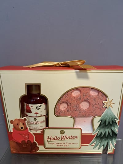 geschenk set kinderen - bruisbal - bad fizzer - douche gel - bath set