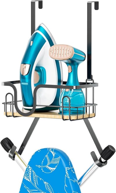 Muurbeugel voor Strijkplank met Opbergbak en Verwijderbare Haken, Ideaal voor Strijkaccessoires en Ruimtebesparing