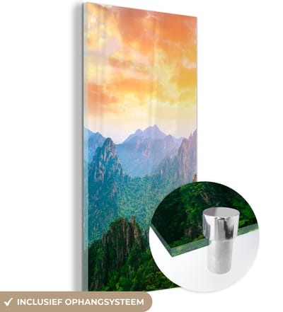 MuchoWow - Glasschilderij natuur - Wanddecoratie - Berg - Natuur - Wolken - Zonsondergang - Steen - Foto op glas - Acrylglas - Schilderij glas - 60x120 cm - Schilderijen woonkamer