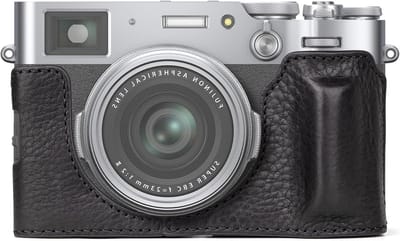 Genuine leren cameratas voor Fujifilm X100VI, beschermhoes met handvat en onderopening - Zwart, ideaal voor fotografie en reizen