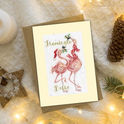 Bothy Threads Hannah Dale Flamingle Bells borduren (pakket) XMAS68