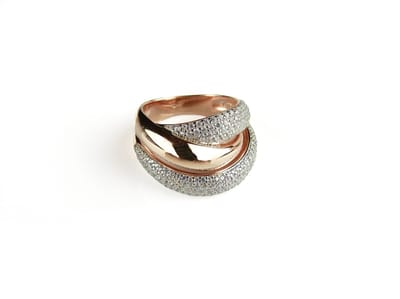 Brede ring in zilver rozegoud verguld gezet met cubic zirkonia