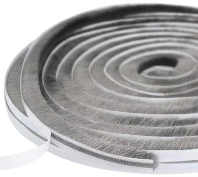 Tochtstrip voor ramen, 5 meter (L) x 9 mm (B) x 5 mm (T), zelfklevende borstel, weerstripafdichtingsstrip, luchtstopper voor schuiven/buitendeur, grijs