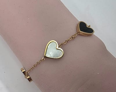 Armband - Dames - Hartjes - Stalen goldplated - L 17 + 3 cm verlening - minimalistisch - Valentijn - Verliefd - liefde - Cadeau.