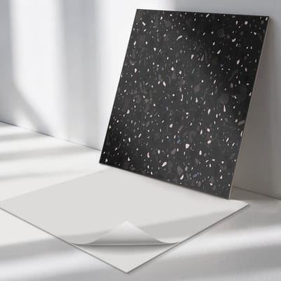 Wallfluent Vinyl Tegels - Abstract Terrazzopatroon Wand PVC Tegels - 30 cm x 30 cm - Zwart Vinyl Tegels - Set van 9 - Vierkant PVC Tegels - Texturen Plaktegels - Vinyl Vloer Tegels - Plaktegels Keuken en Badkamer