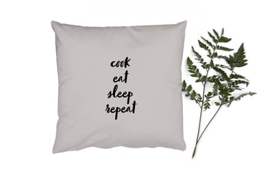 Sierkussens - Kussentjes Woonkamer - 45x45 cm - Quotes - Eten - Spreuken - Cook eat sleep repeat - Koken