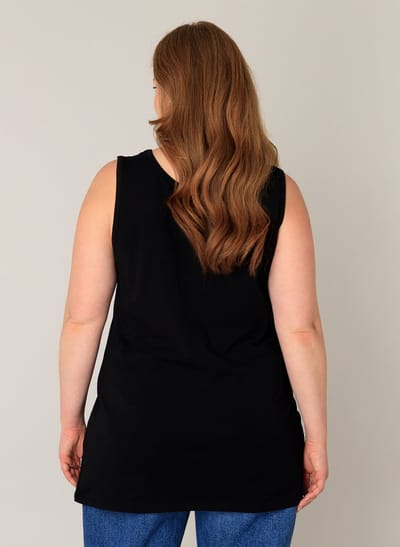 BASE LEVEL CURVY Amina Top - Black - maat X-0(44)