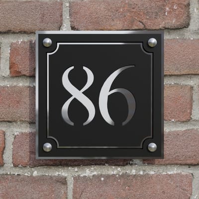 Huisnummerbord vierkant met elegant kader - zwart/zilver - RVS afstandshouders - 20 cm