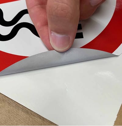 Verboden stropdas te dragen sticker 300 mm