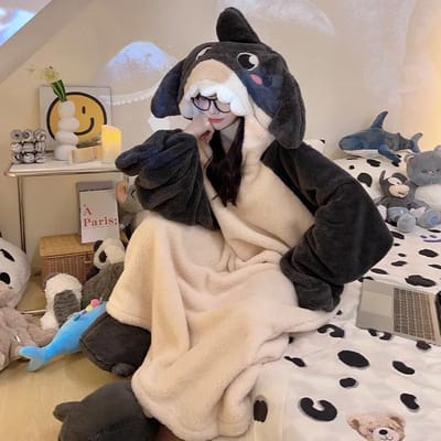 Chemise de nuit d'hiver en flanelle, pyjama chaud à capuche, peignoir, vêtements Kawaii, pyjama extra large, épais, vêtements de maison, chemise de nuit de style coréen XL black