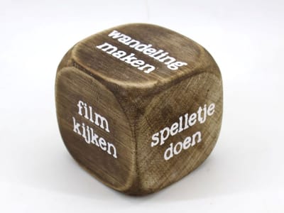 Dobbelsteen wat te doen 8x8cm naturel