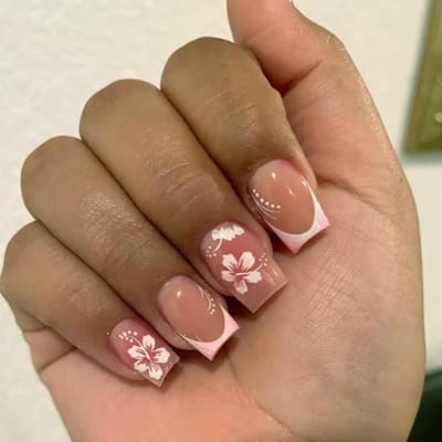 Creatieve Bloem Motieven Kunstnagels - 24 Stuks Korte Valse Nagels voor Thuis Manicure, Printbare Kunstnagels, Nagel Tips voor DIY Nagelontwerp