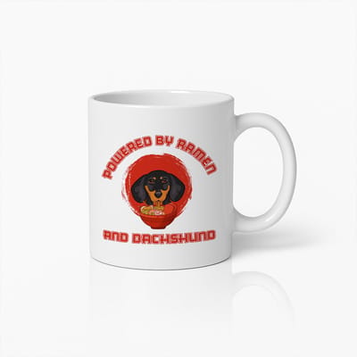 Powered by Ramen en Teckel Mok 330ml | Grappige Hondliefhebber Koffiebeker | Leuk Cadeau voor Teckel Eigenaren & Foodies