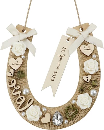 Gepersonaliseerd houten hoefijzer als geluksgeschenk voor bruiloften, rustieke decoratie en unieke souvenirs voor gasten