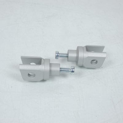 Paire Chape de repose pied AV Lightech pour moto Suzuki 750 GSX-S FTP005SIL