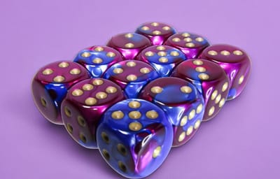 Chessex Gemini Blauw-Paars/Goud D6 16mm Dobbelsteen Set (12 stuks)