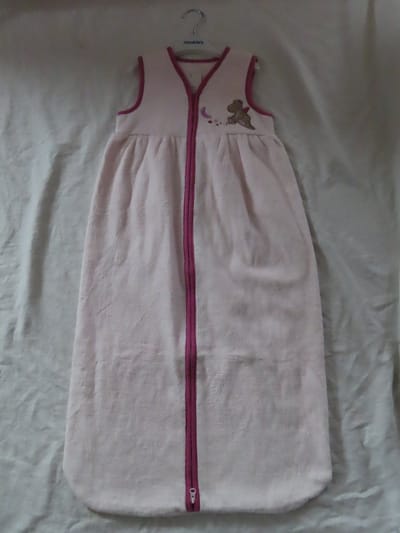 Noukie's - Slaapzak - Zomer - Eponge - Roze - Victoria - 90cm